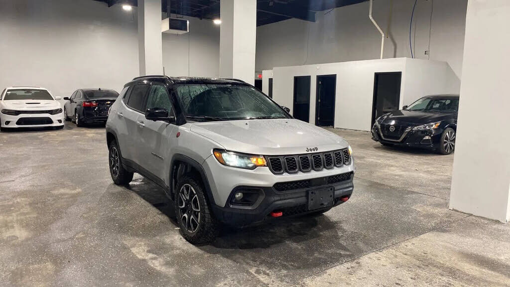2025 JEEP Compass
