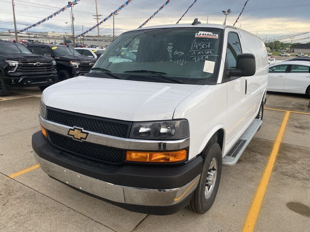 2024 CHEVROLET Express