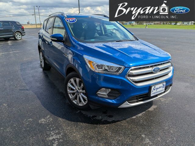2017 FORD Escape