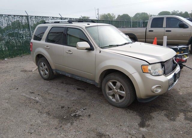 2011 FORD Escape