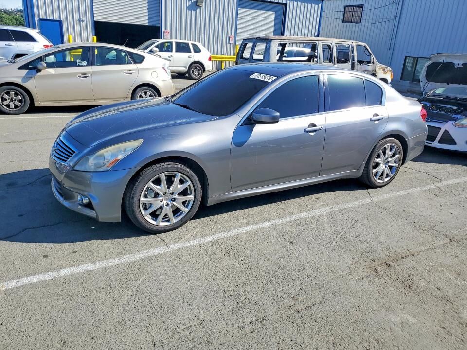 2012 INFINITI G37