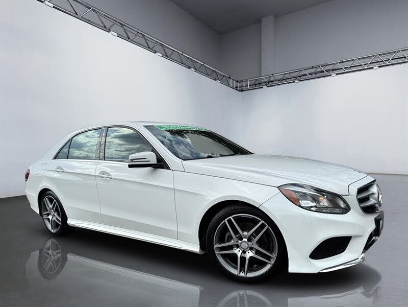 2014 MERCEDES-BENZ E-Class
