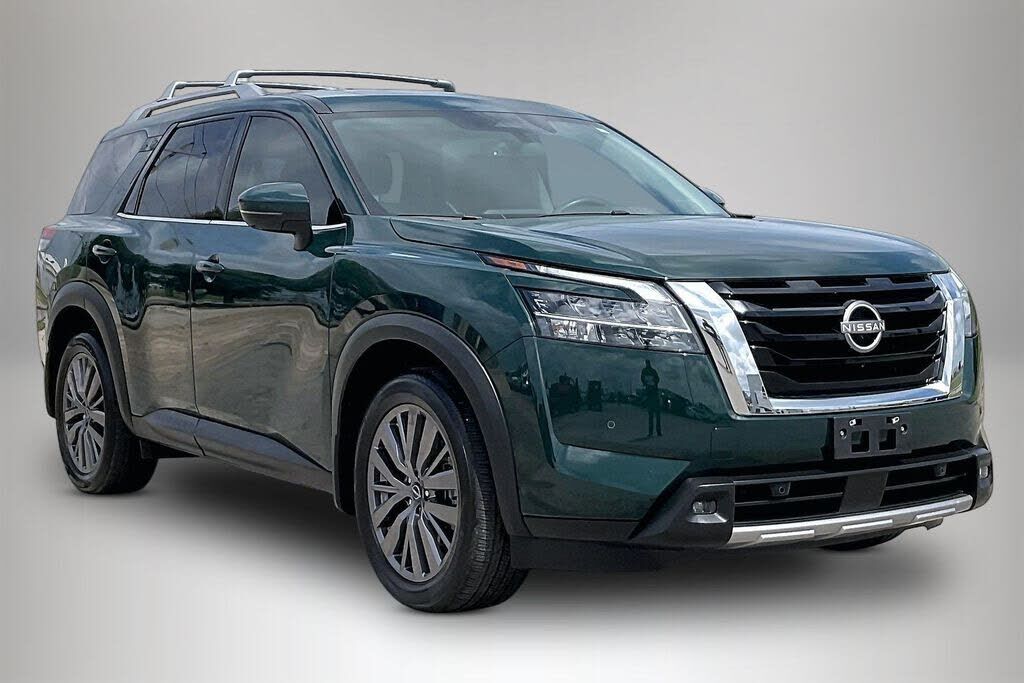 2024 NISSAN Pathfinder