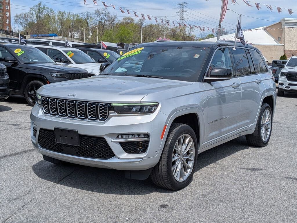 2022 JEEP Grand Cherokee