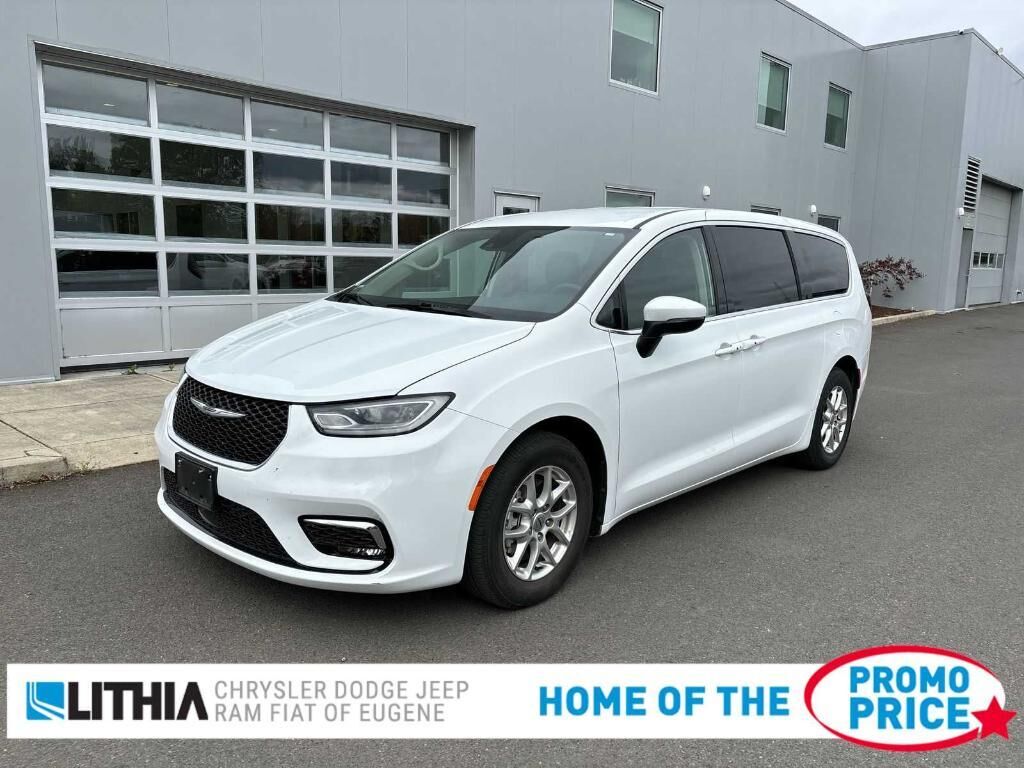 2023 CHRYSLER Pacifica