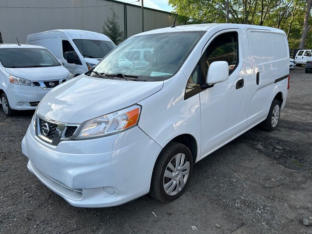 2018 NISSAN NV200