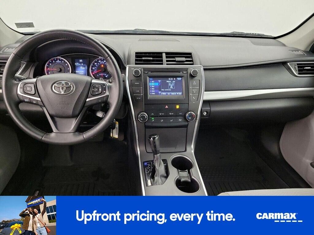 2017 TOYOTA Camry