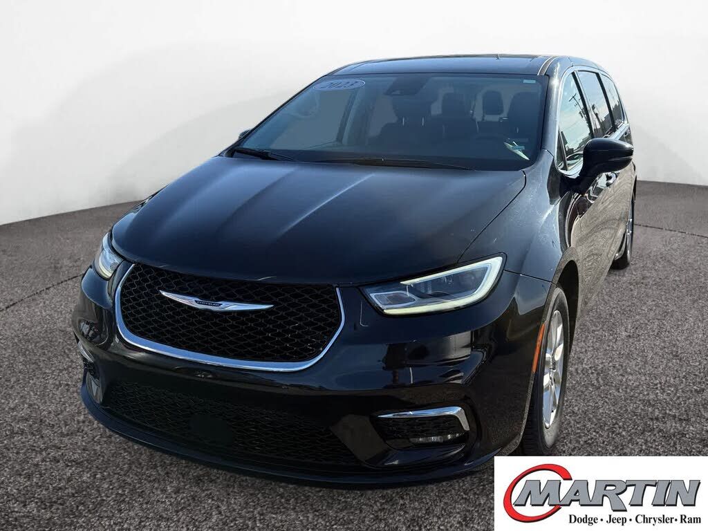 2023 CHRYSLER Pacifica
