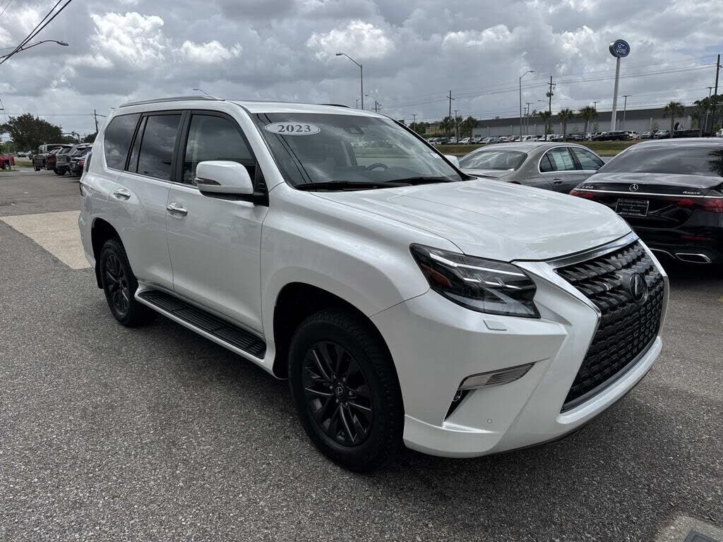 2023 LEXUS GX