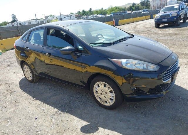 2015 FORD Fiesta