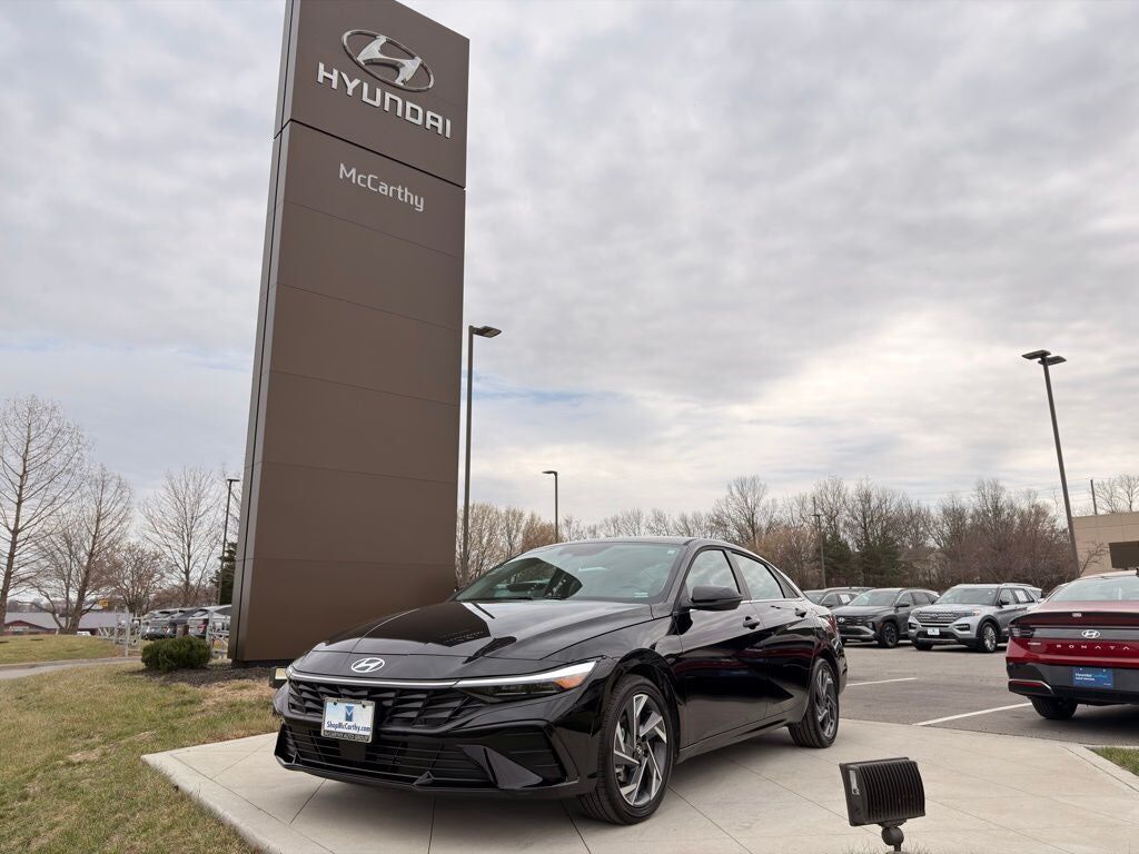 2025 HYUNDAI Elantra