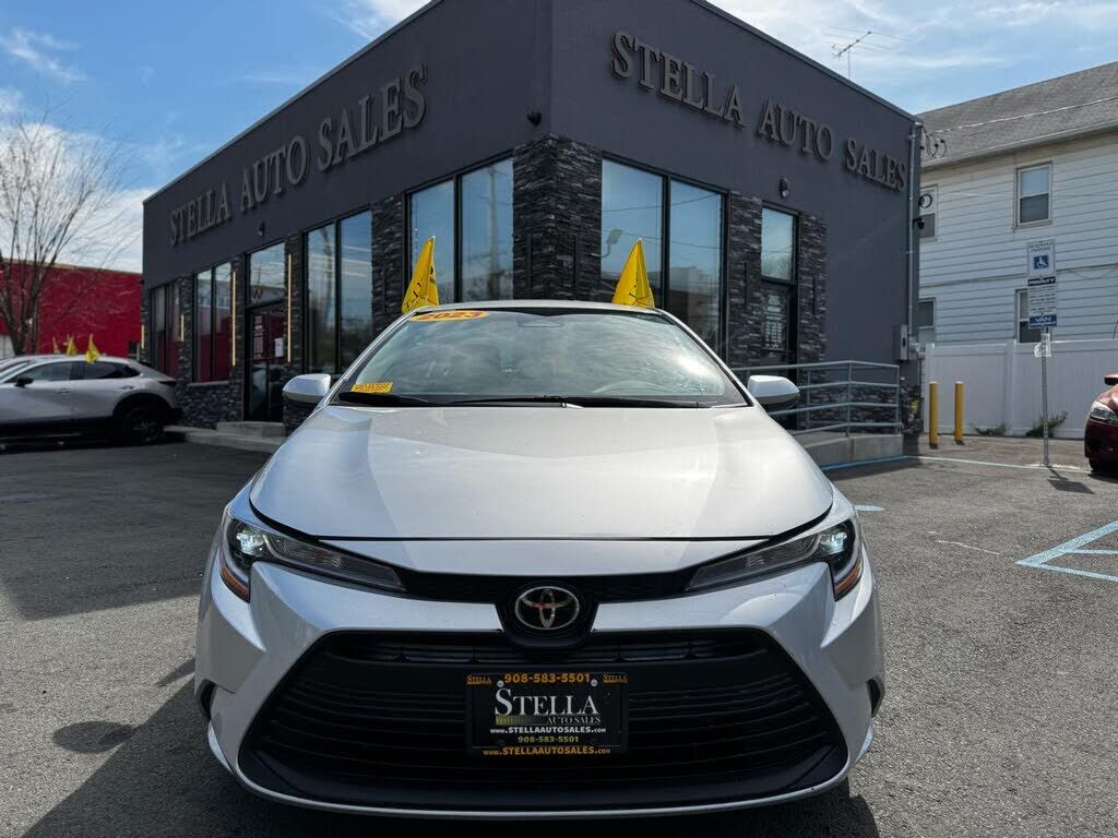 2023 TOYOTA Corolla