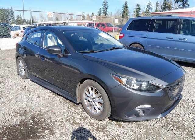 2015 MAZDA Mazda3