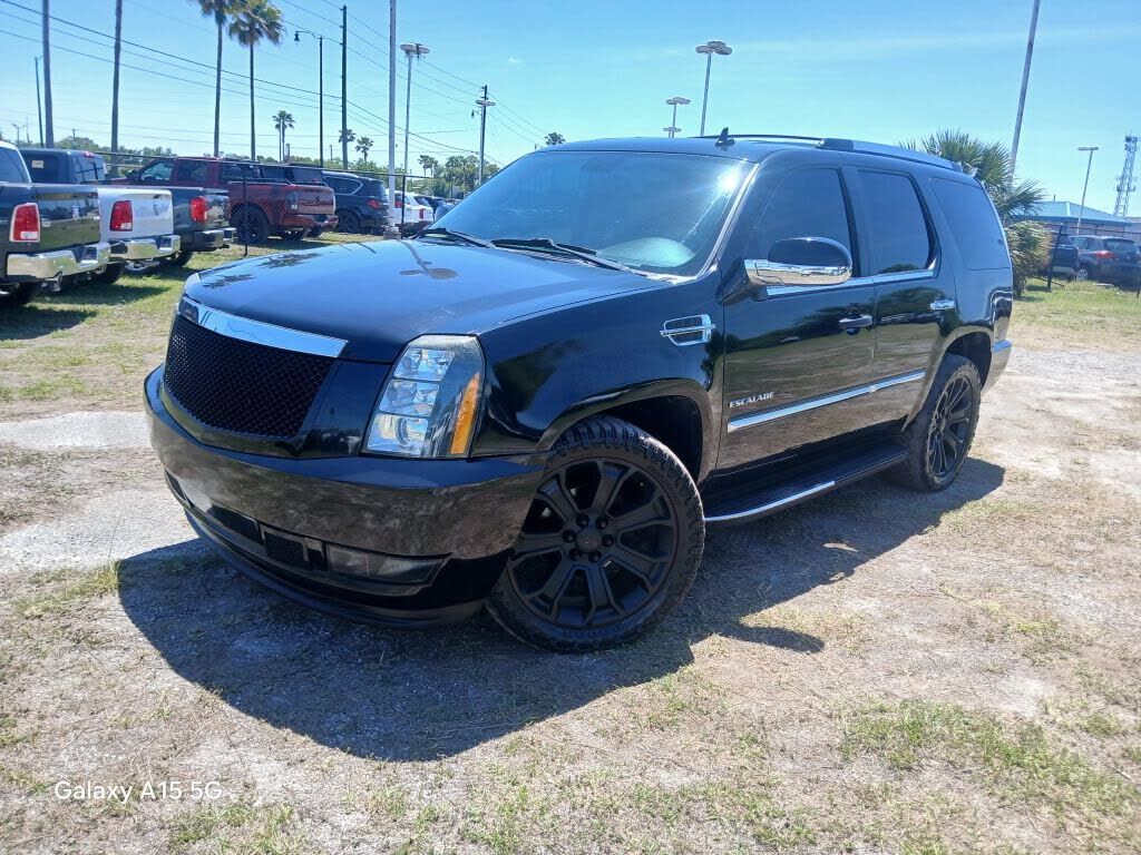2011 CADILLAC Escalade