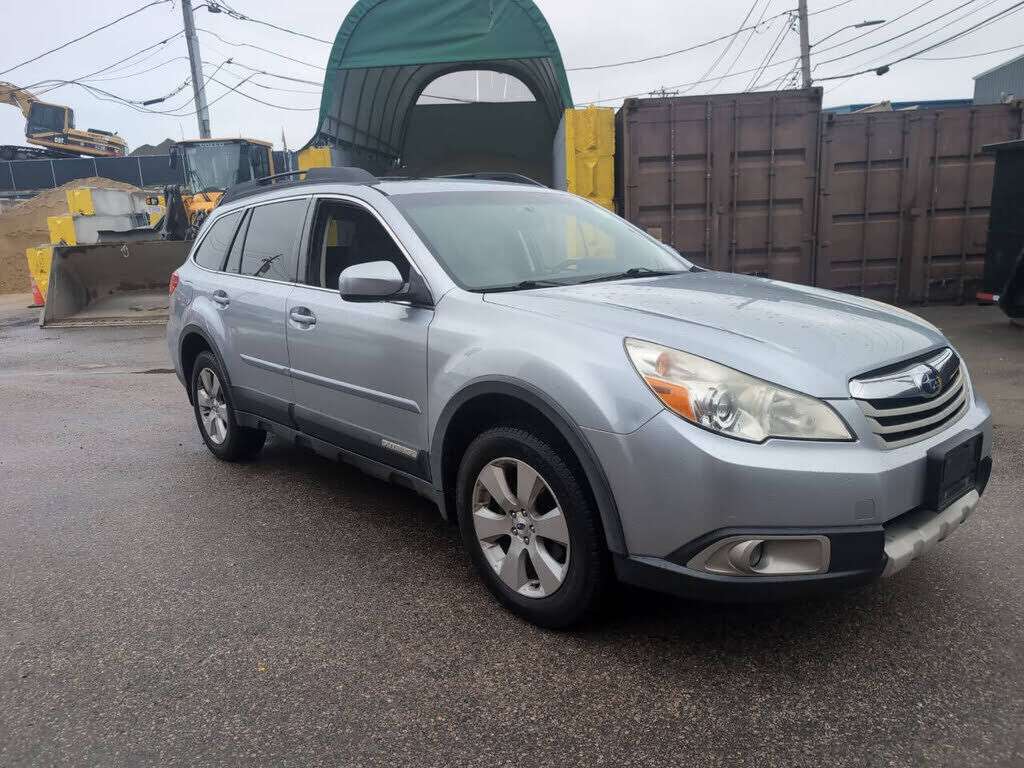 2012 SUBARU Outback