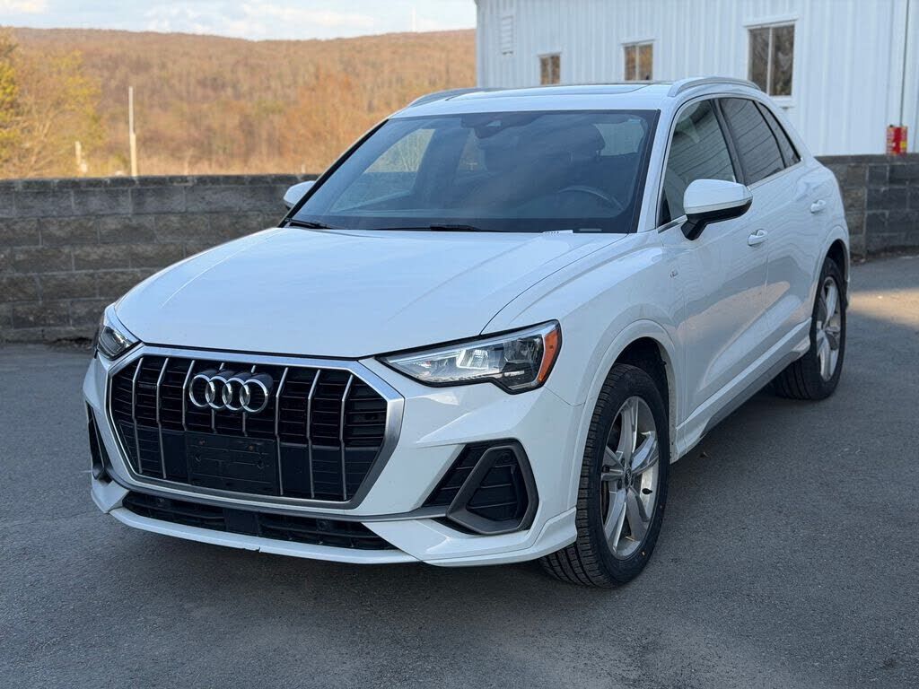 2021 AUDI Q3