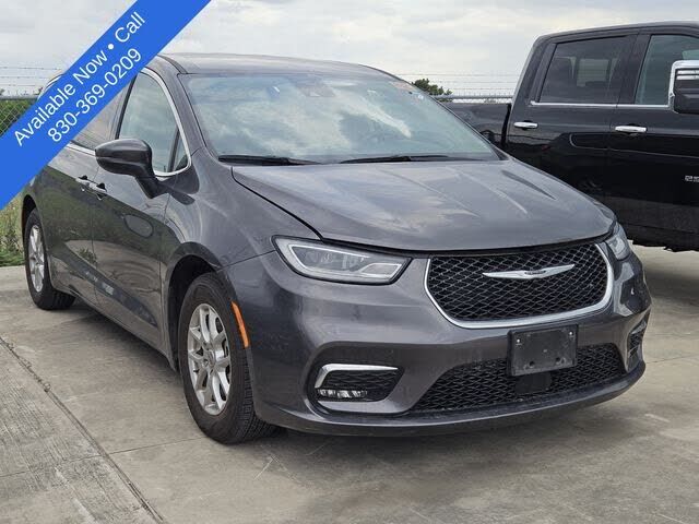 2023 CHRYSLER Pacifica