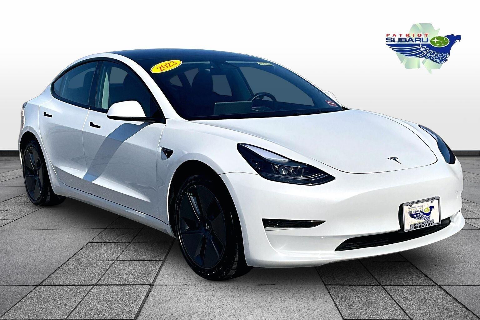 2023 TESLA Model 3