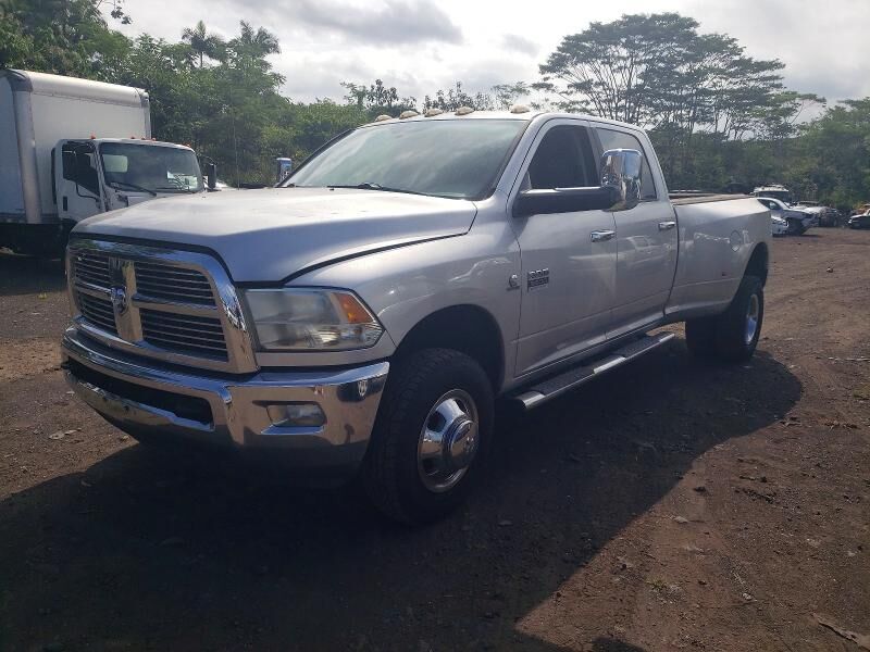 2011 DODGE Ram