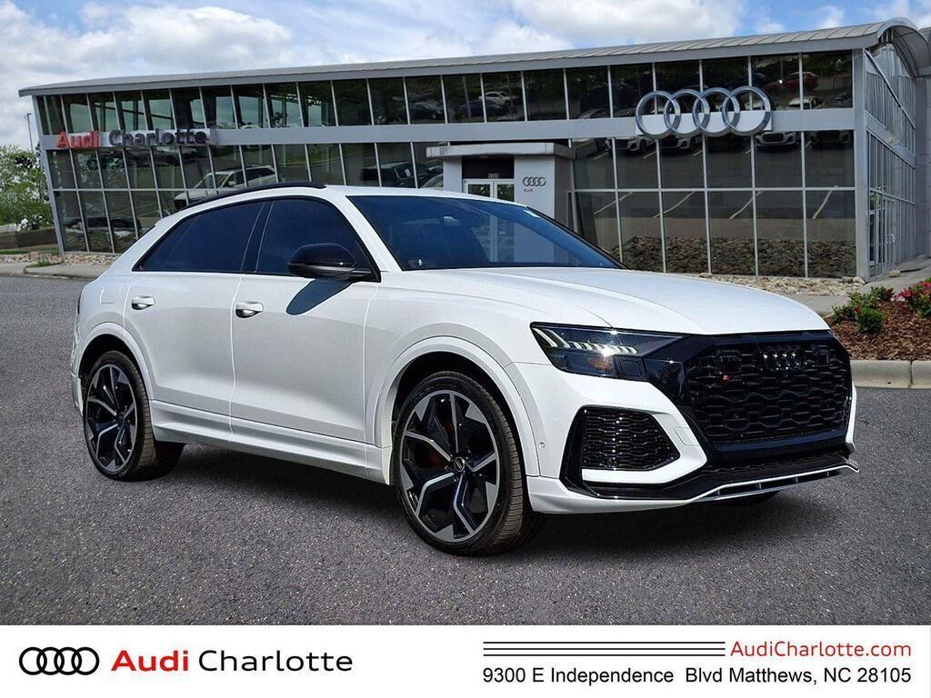 2021 AUDI RS Q8