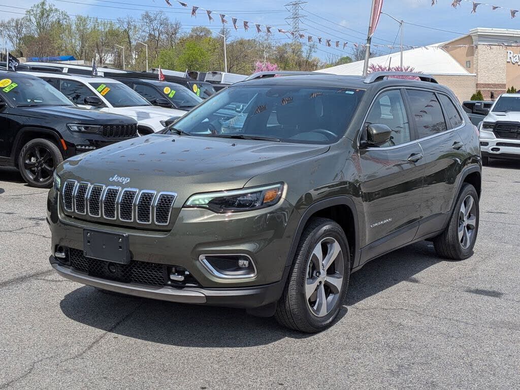 2021 JEEP Cherokee
