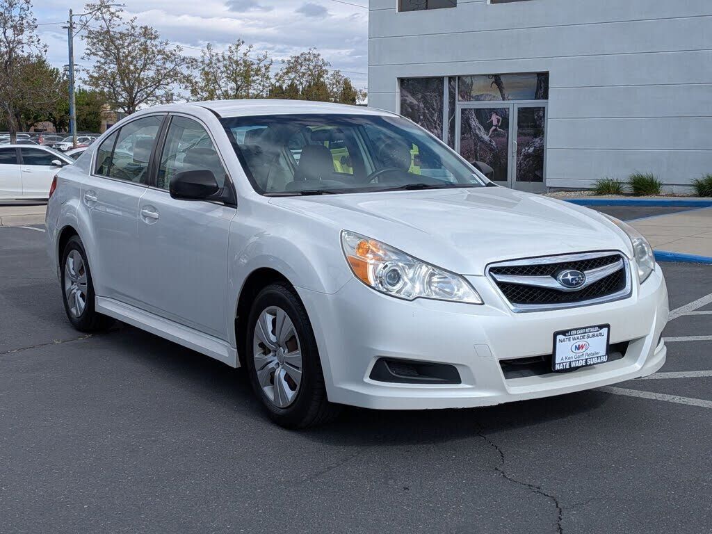 2011 SUBARU Legacy
