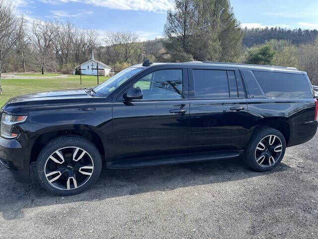 2019 CHEVROLET Suburban