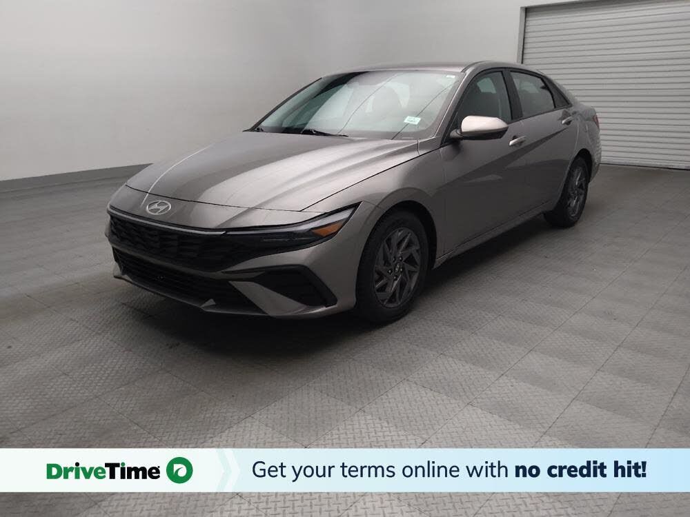 2024 HYUNDAI Elantra