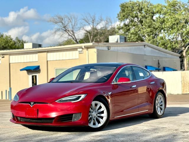 2016 TESLA Model S