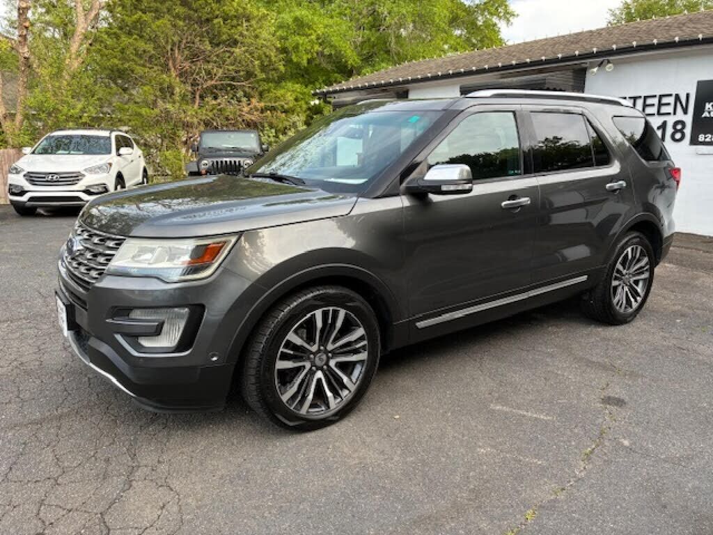 2016 FORD Explorer