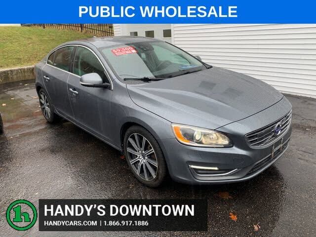2017 VOLVO S60