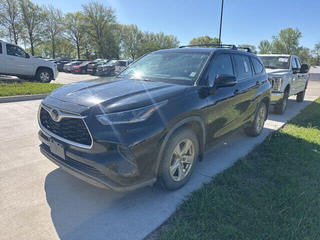 2021 TOYOTA Highlander