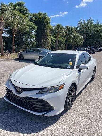 2020 TOYOTA Camry