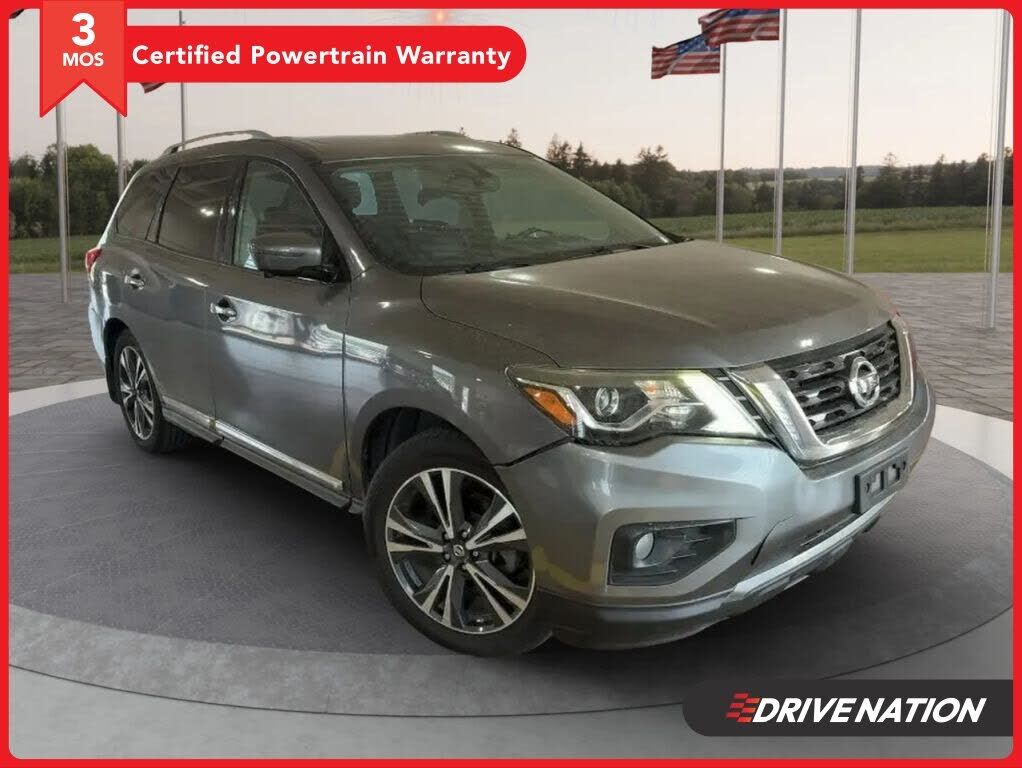 2017 NISSAN Pathfinder