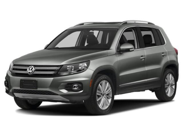 2015 VOLKSWAGEN Tiguan