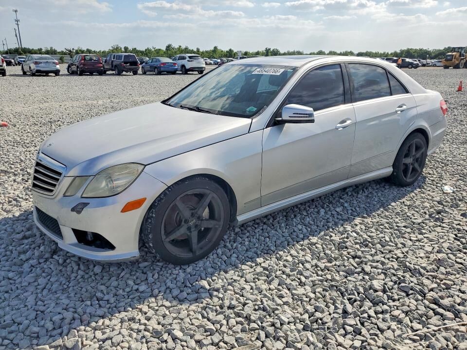 2011 MERCEDES-BENZ E-Class