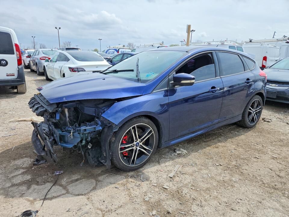 2017 FORD Focus