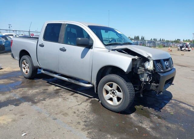 2005 NISSAN Titan