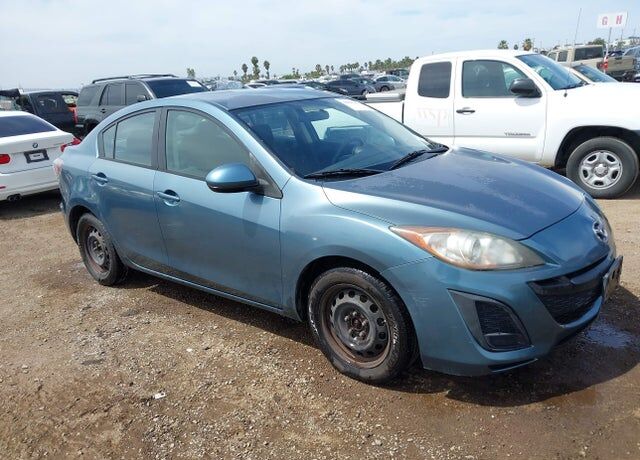 2011 MAZDA Mazda3