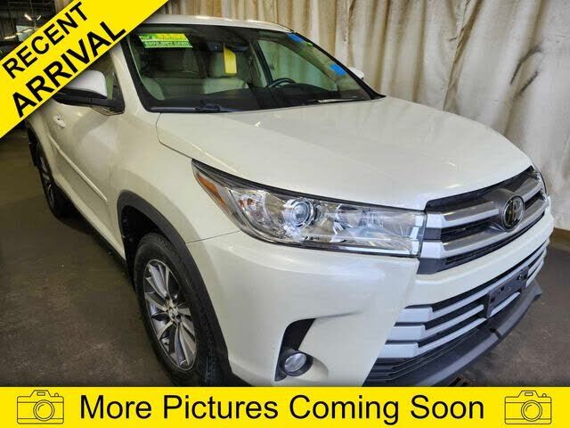 2019 TOYOTA Highlander