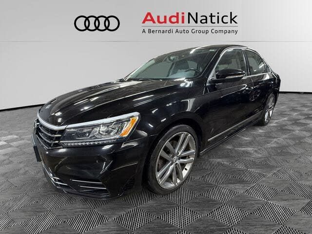 2016 VOLKSWAGEN Passat