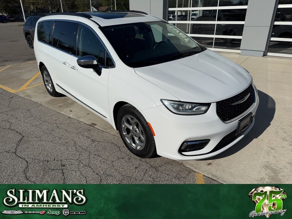 2023 CHRYSLER Pacifica