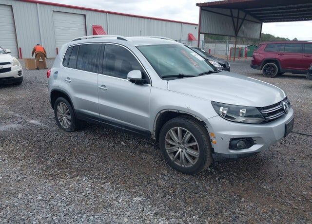 2014 VOLKSWAGEN Tiguan