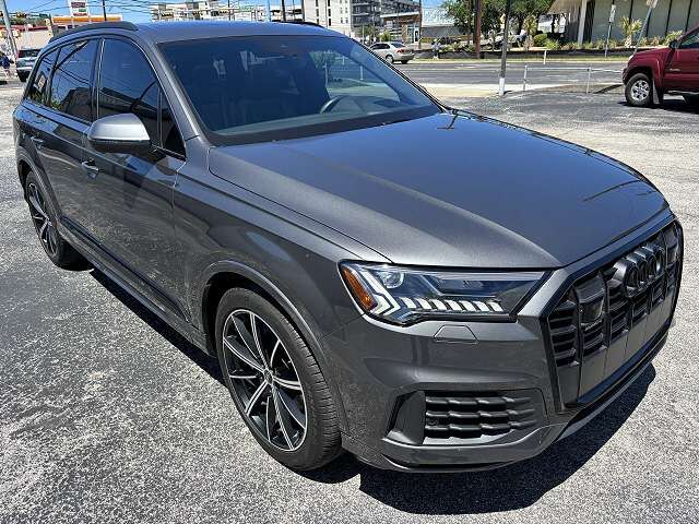 2021 AUDI Q7