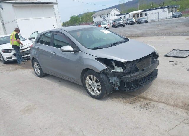 2014 HYUNDAI Elantra
