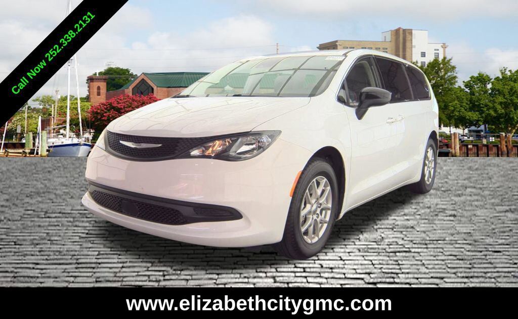 2024 CHRYSLER Voyager