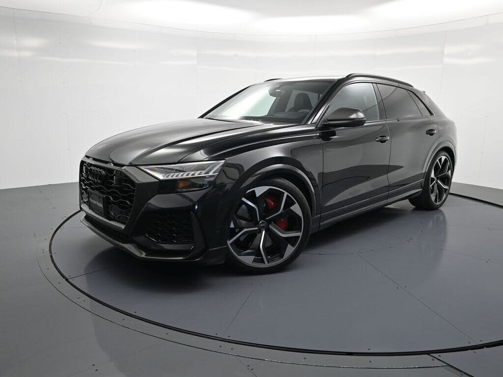 2023 AUDI RS Q8