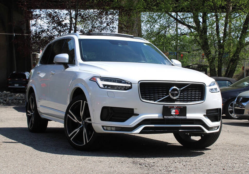 2016 VOLVO XC90
