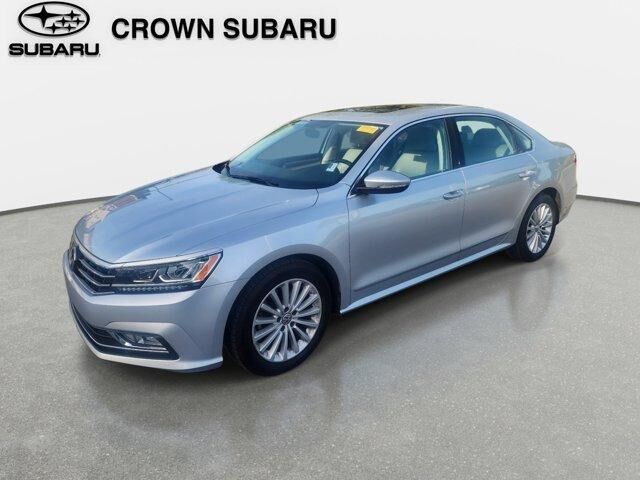 2016 VOLKSWAGEN Passat