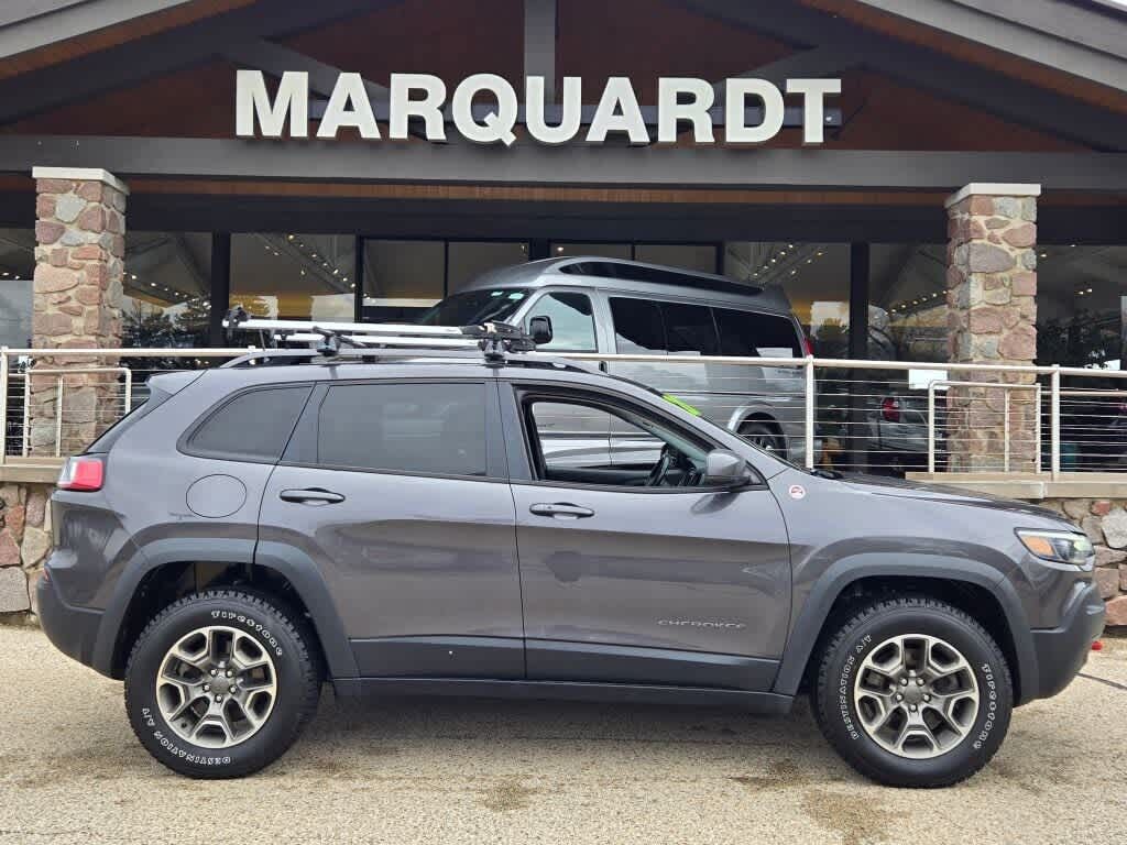 2020 JEEP Cherokee
